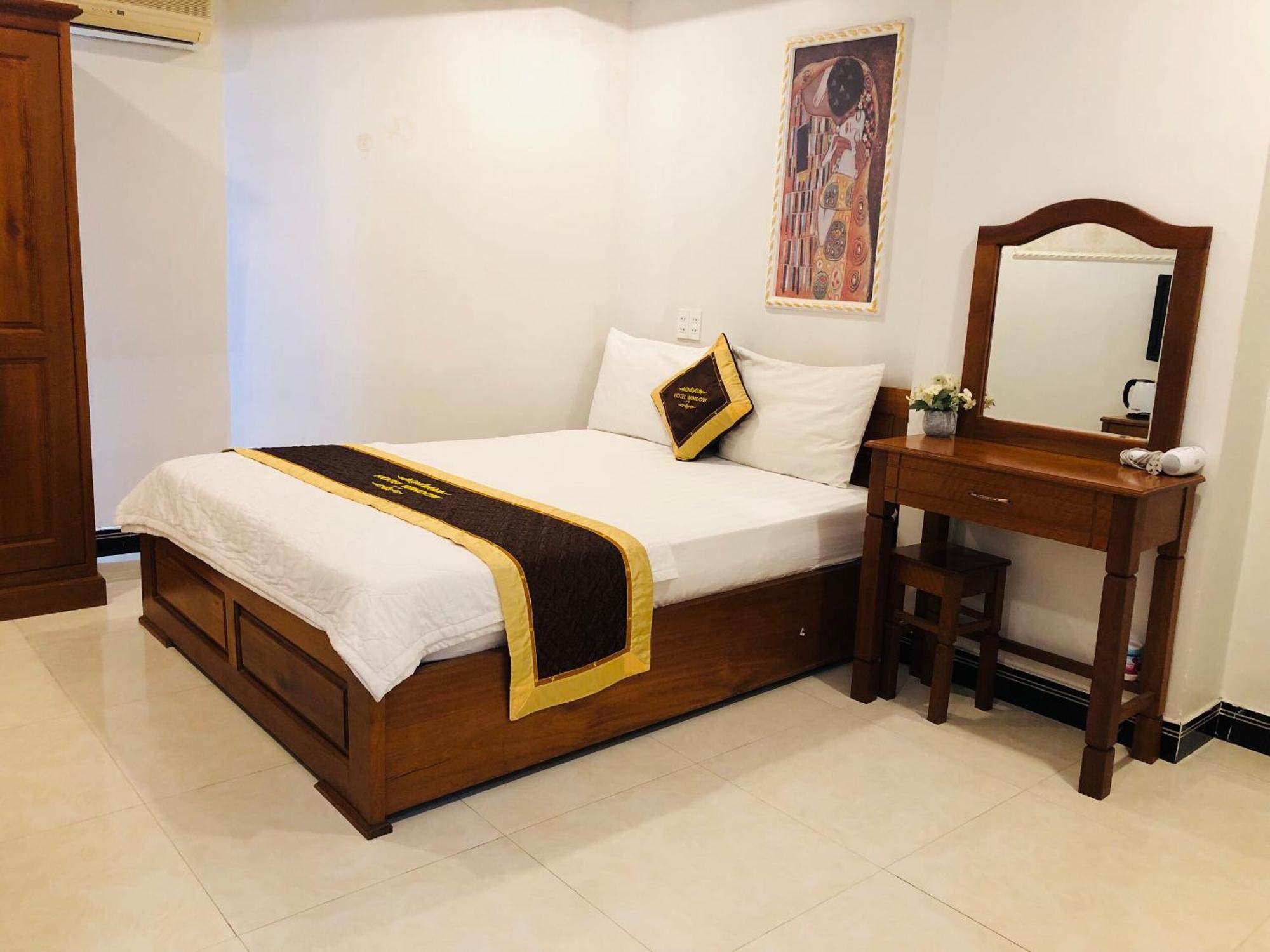 Window 1 Hotel Kon Tum Экстерьер фото